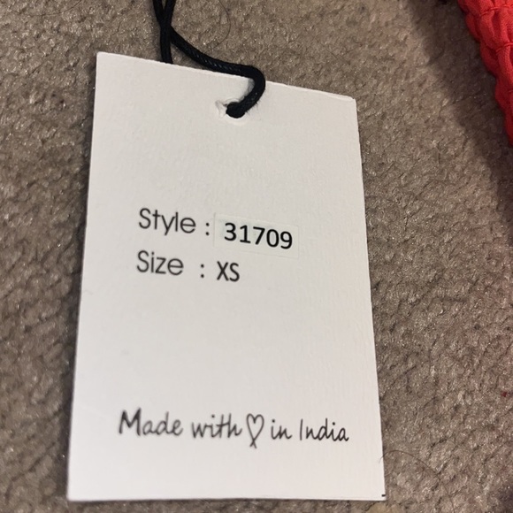 Red Ruffled Top. - Picture 4 of 5